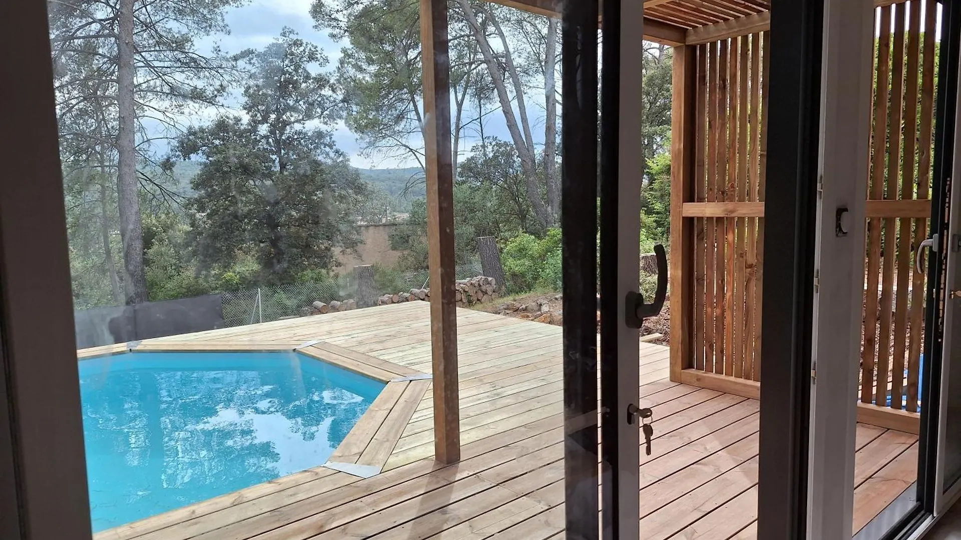 Tiny House Avec Piscine 